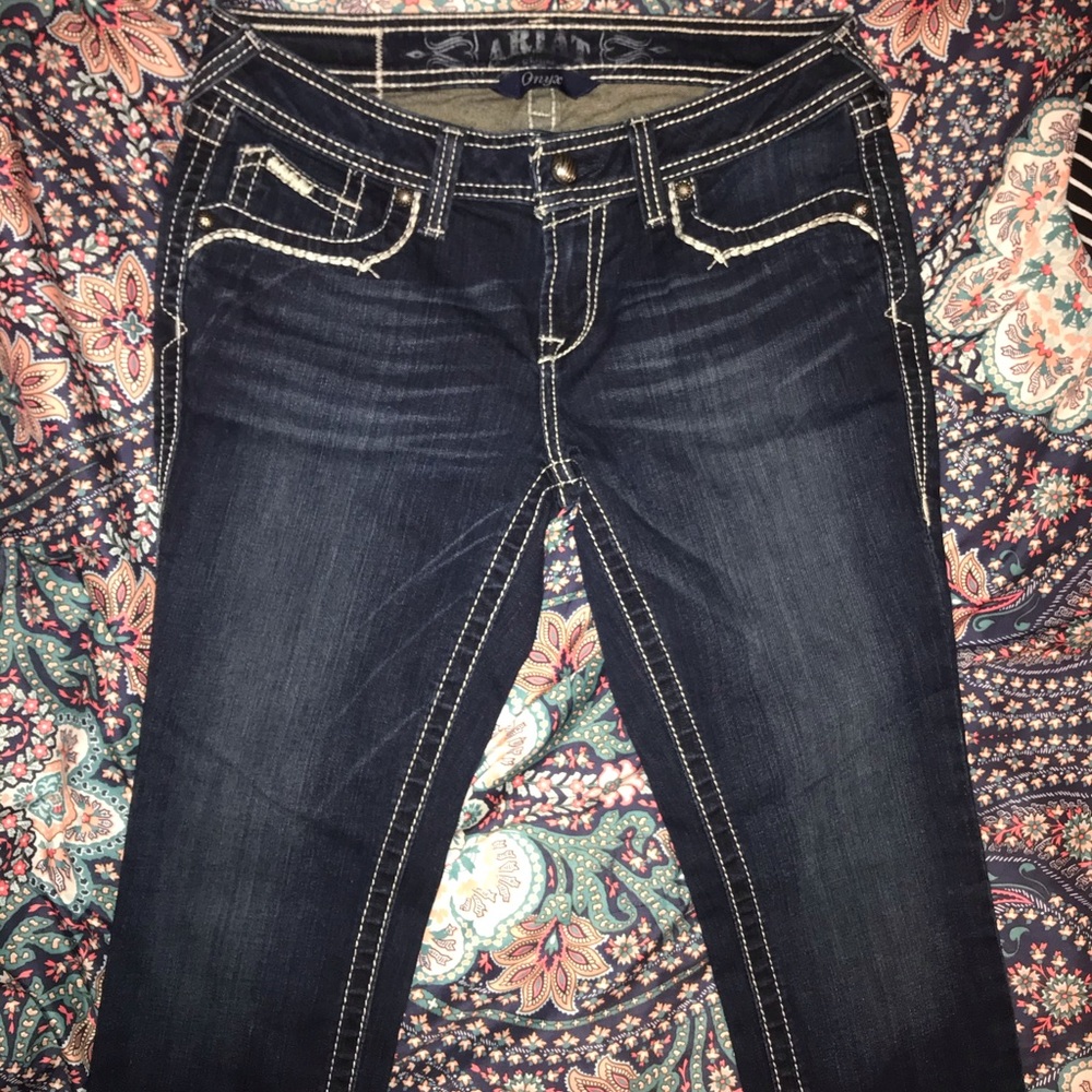 Ariat NWOT ankle crop dark jeans